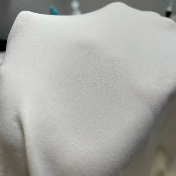 Oscar by Oscar De La Renta Cream and Black Blouse Large - Picture 9 of 10